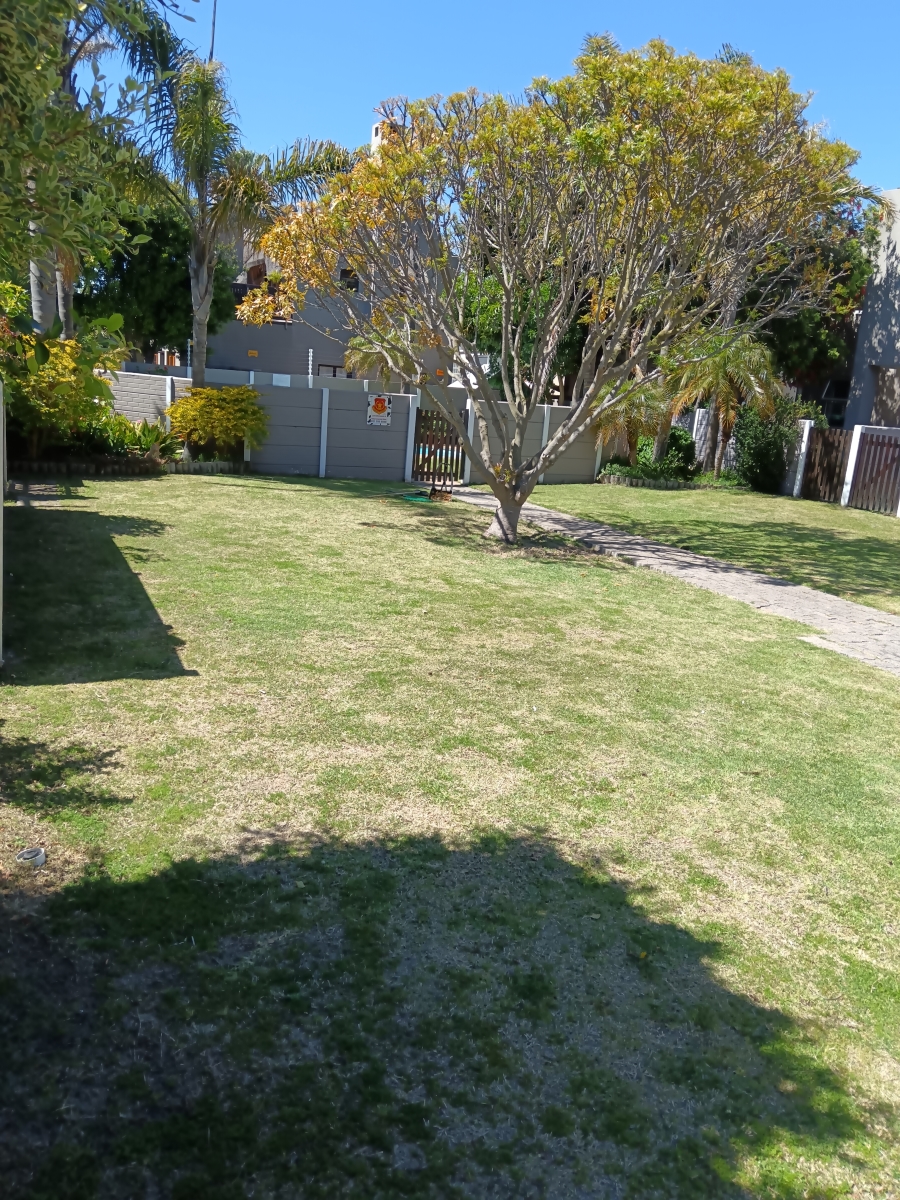 To Let 2 Bedroom Property for Rent in West Beach Western Cape